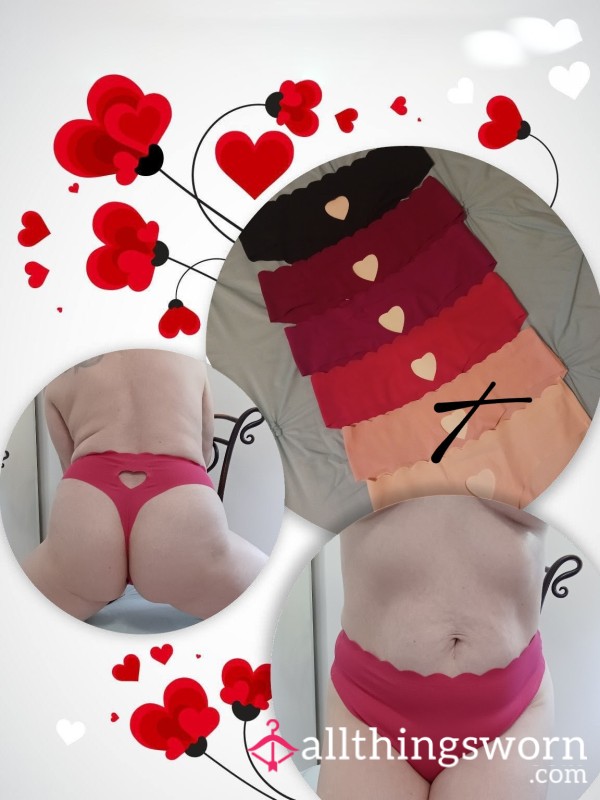 ♥️Hi-back Thong W/ Heart ♥️ Cut Out