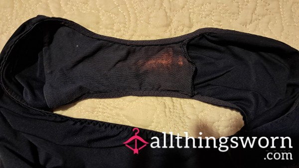 Hi, Im A Ma**eur And I Stroke The Bodies Of Both Males And Females All Day Long. I Tend To Have Little Conversation With Them But I Constantly Fantasise About How It Could Be If I Just Flippe