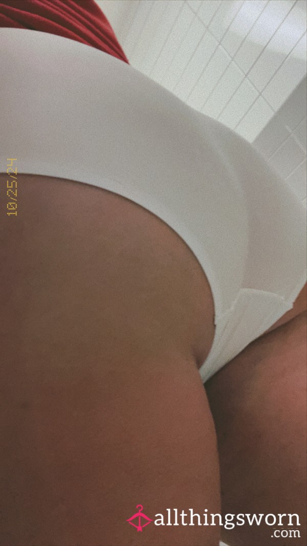 Hi There Handsome…I’m A Chubby Milf Hoping To Make Someone Very Happy.