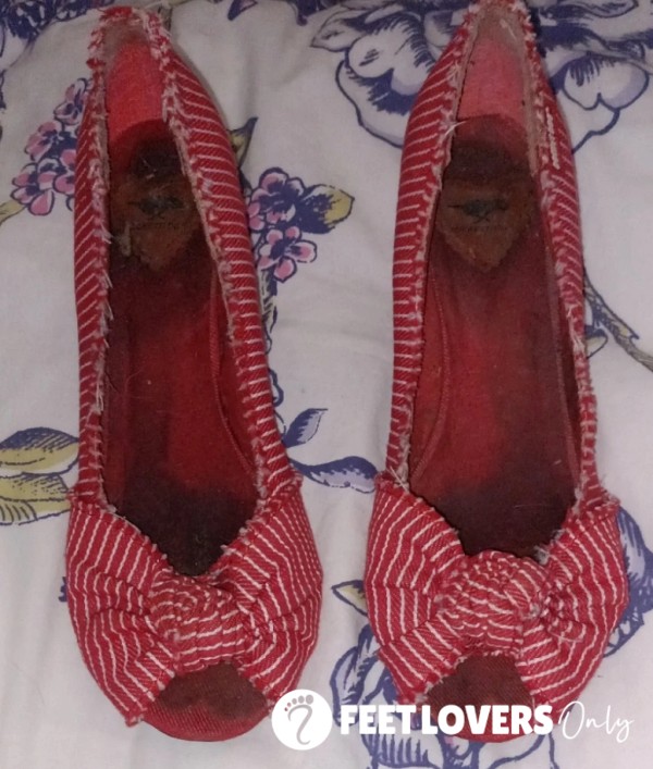High Heel With Clear Feet Imprint