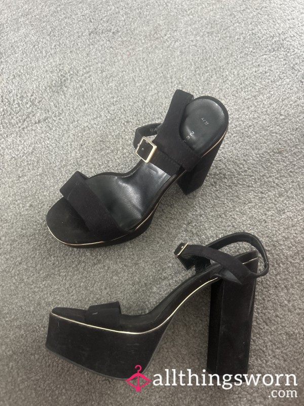 High Heels Size 4