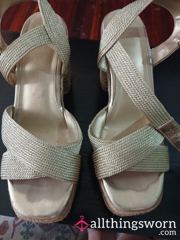 High Hells, Zapatos GOLDEN. Talla 41.