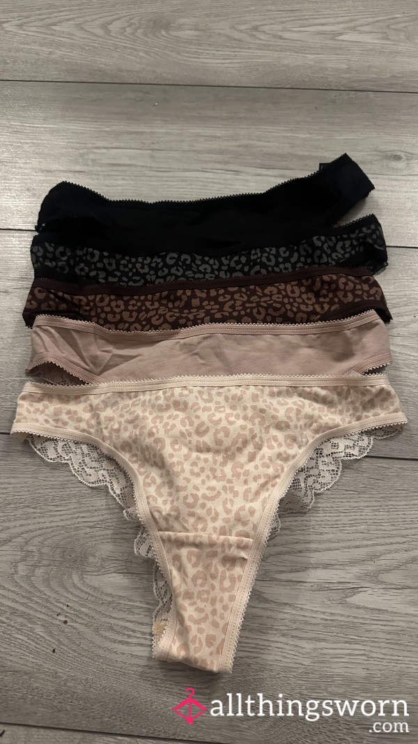 High Leg Cotton Panties With A Lace Trim