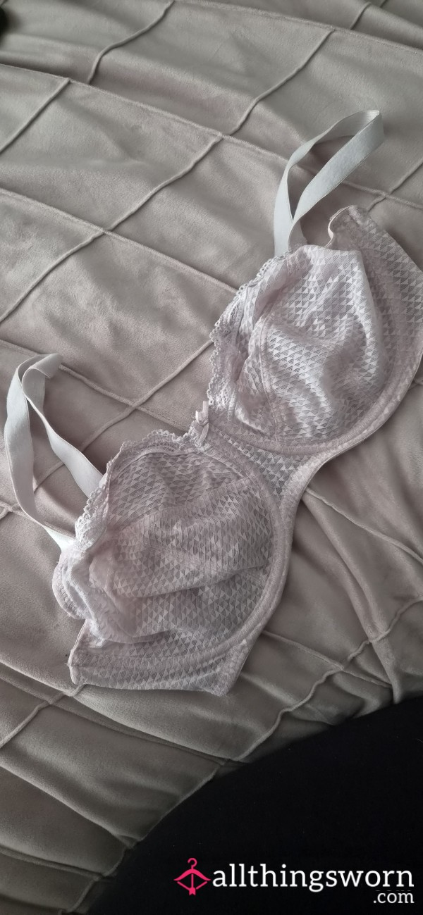 Highly Used 36F Bra Too Small