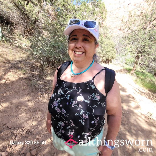 Hiking BJ