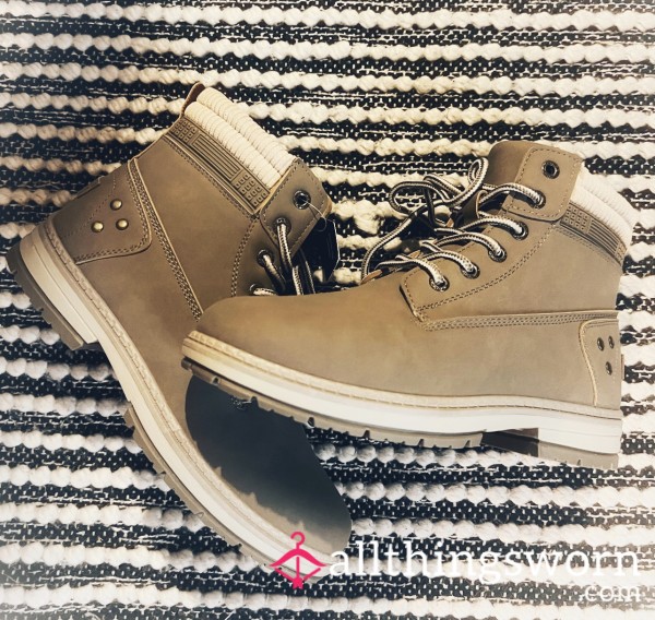 Hiking Boots, Two Week Hike 🥾🏔️