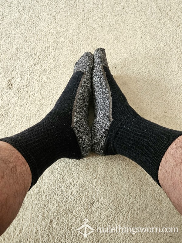 Hochwertige Sport-Socken In 43 (2Tage Getr.)