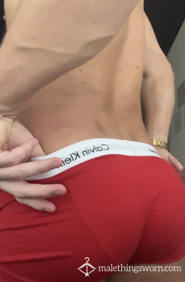 Hole + A** Reveal In Red Cks