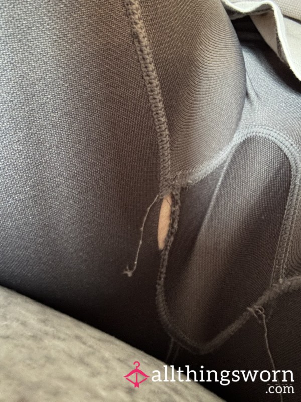 Hole In My Gym Leggings Crotch
