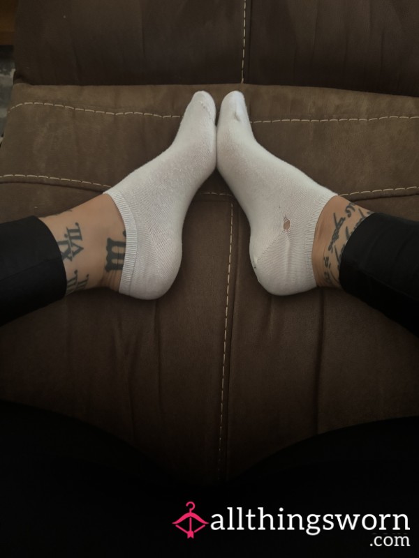 Hole Socks