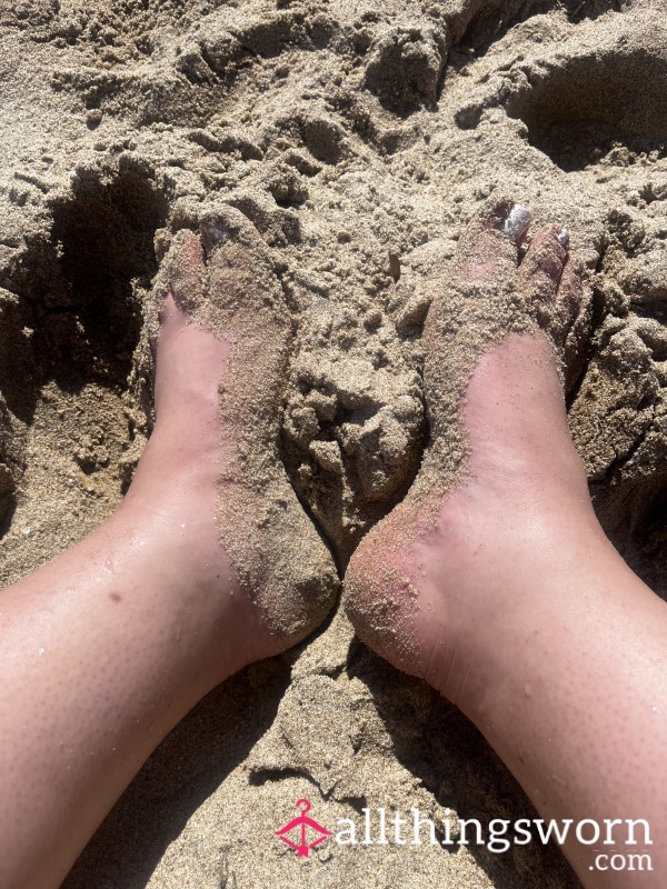 Holiday BBW Feet Pics