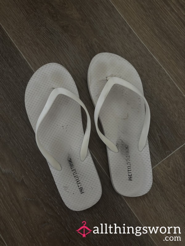 Holiday Flip Flops👣🏝️