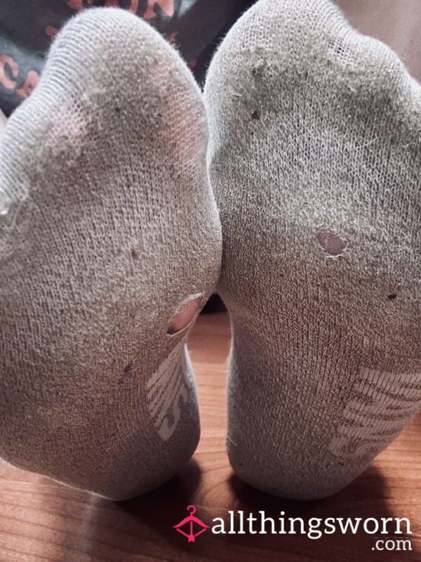 Holy Socks 🙏🏼 (Threadbare No-show Vans)