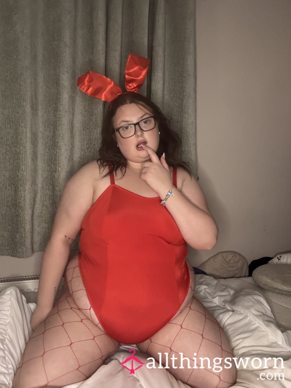 Hop Little Bunny💋🐰