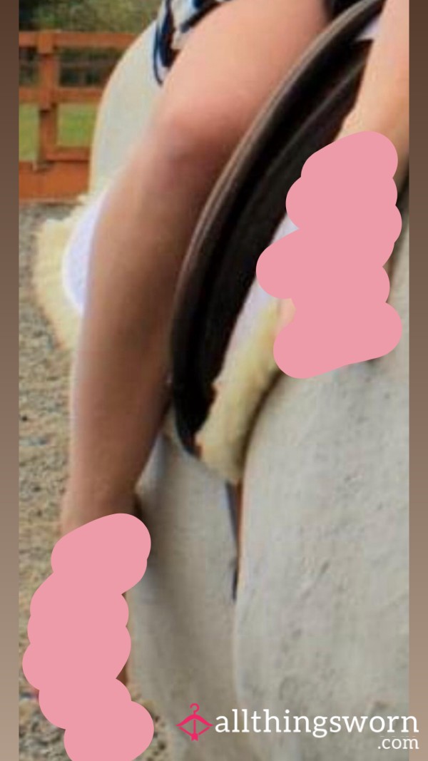 Horse Riding With Feet On Show 💕