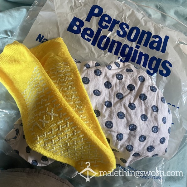 Hosp*tal Visit Goodies From Liver Biopsy: Gown, Socks, Bag