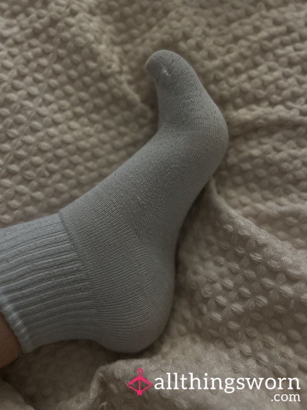 Hosp*tal White Work Socks