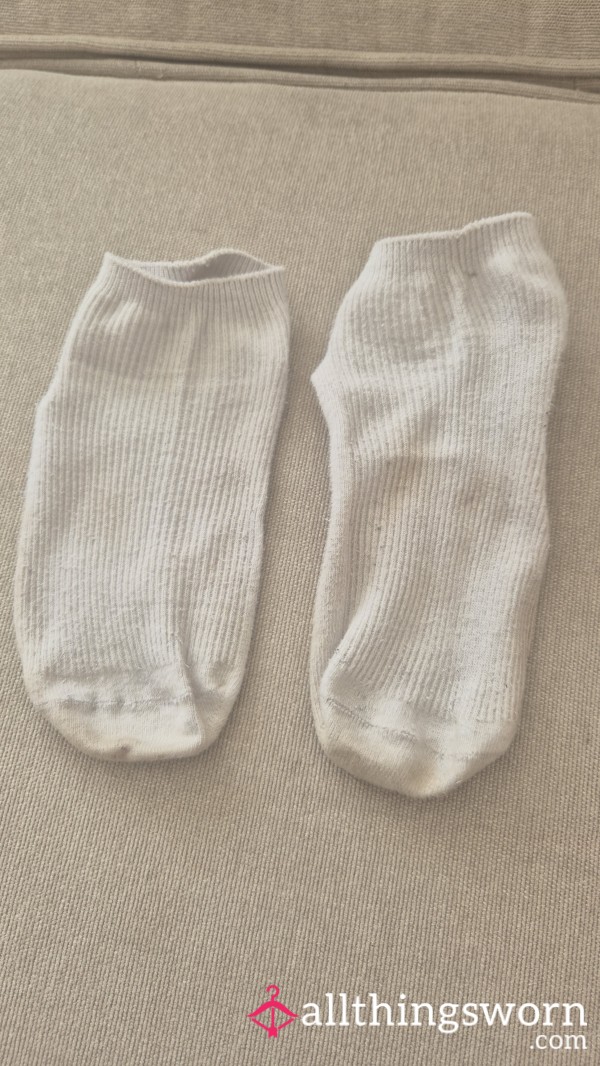 Hot And Sweaty Ankle Socks, 2 Days Wear