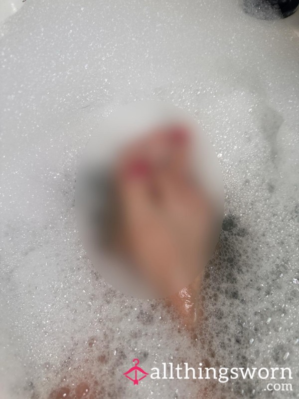 Hot Feet In Bubble Bath 🫧