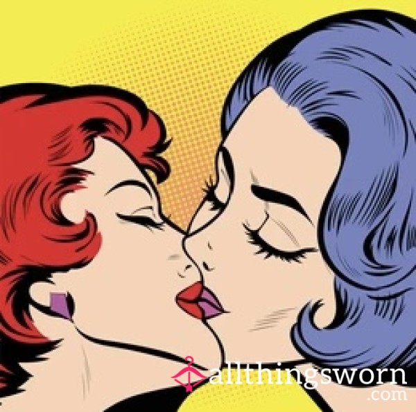 Hot Lesbian Duo Fingering & Licking Session