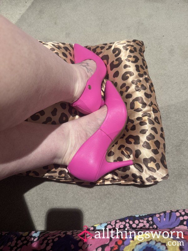 Hot Pink Heels