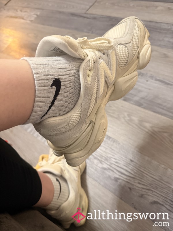 Hot Weather Sweaty Feet Nike Socks- FREE UK SHIPPING