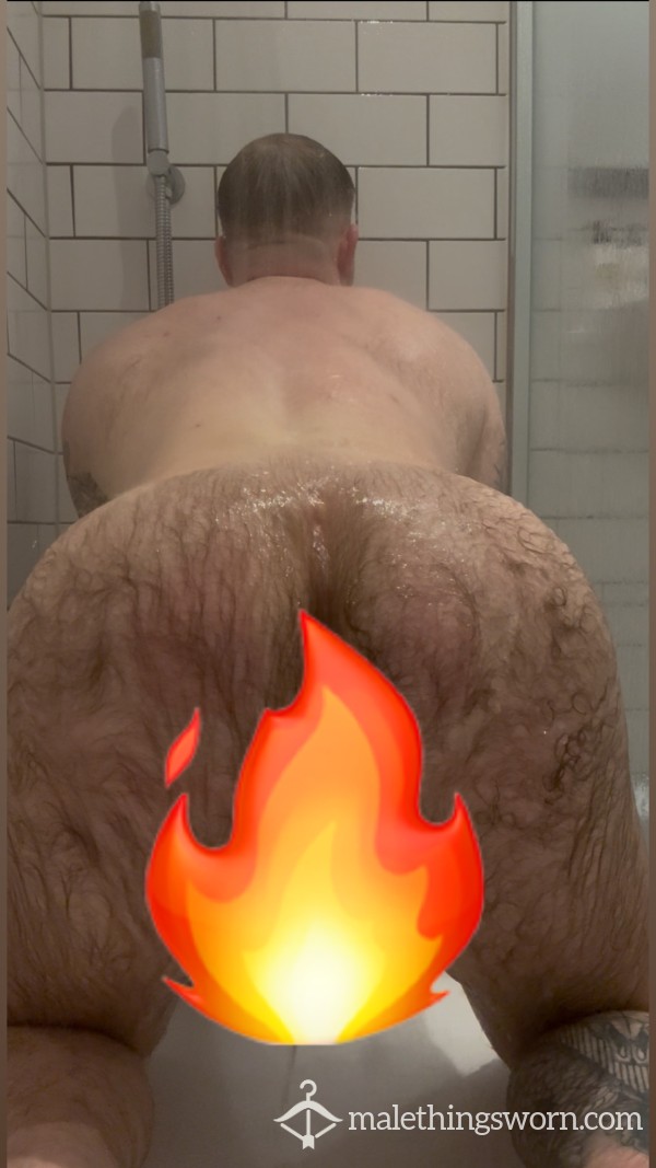 Hotel Shower - A**hole Reveal