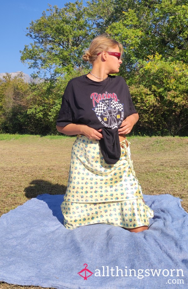 Huge Black T-shirt
