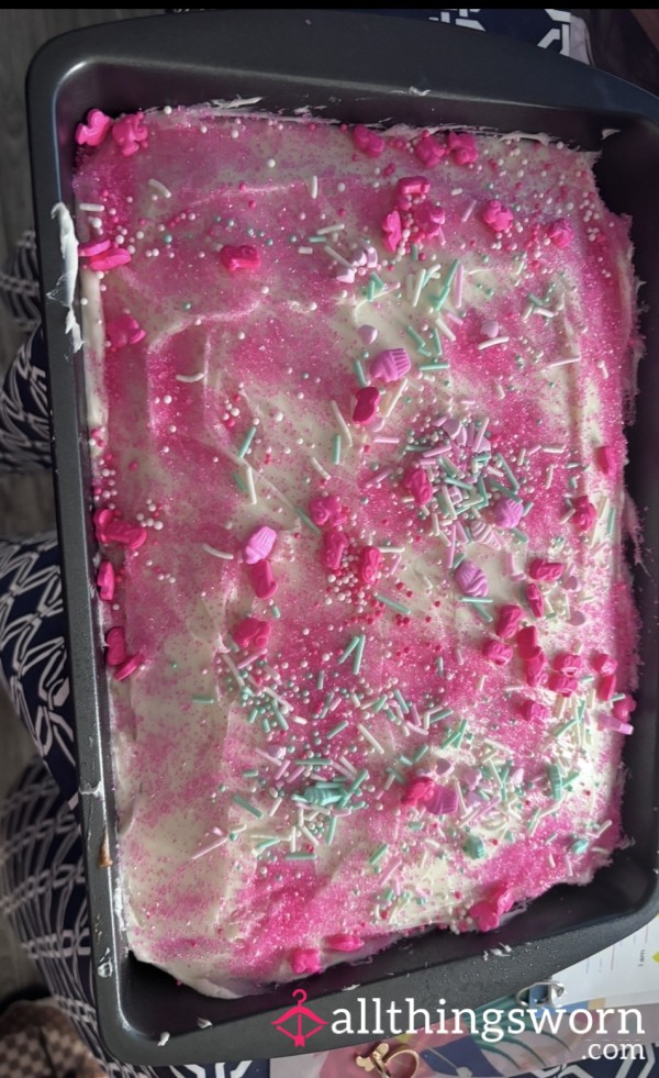 HUGE FEET Size 10/11 Cake Smash