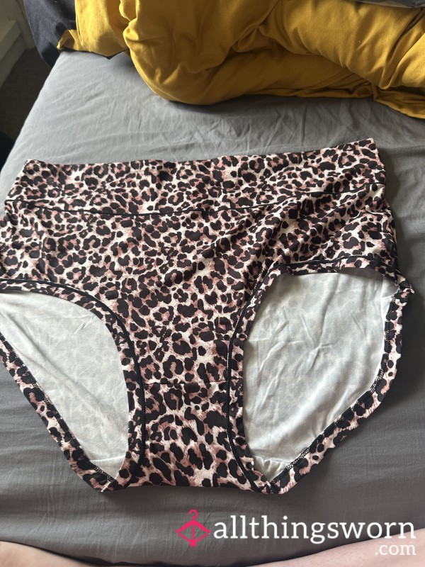 Huge Full Back Panties 😈 - Leopard Print