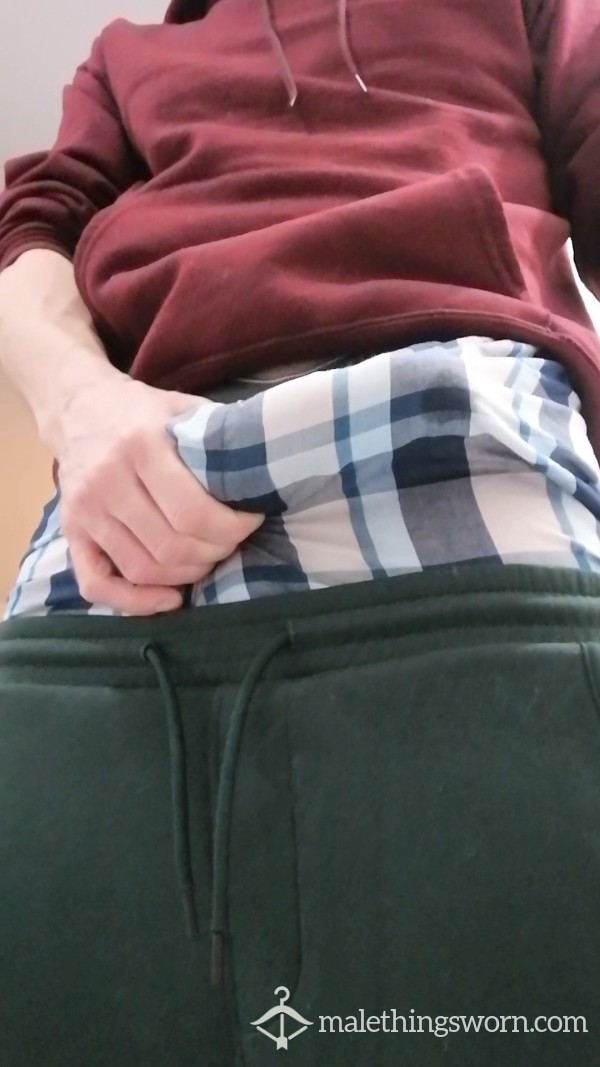 Huge Load In My Plaid Boxers