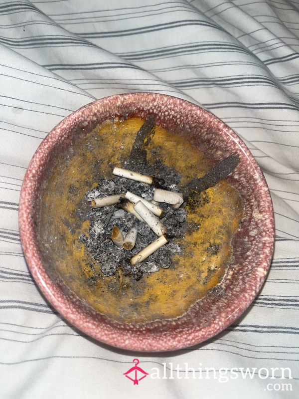 Human Ash Tray🚬