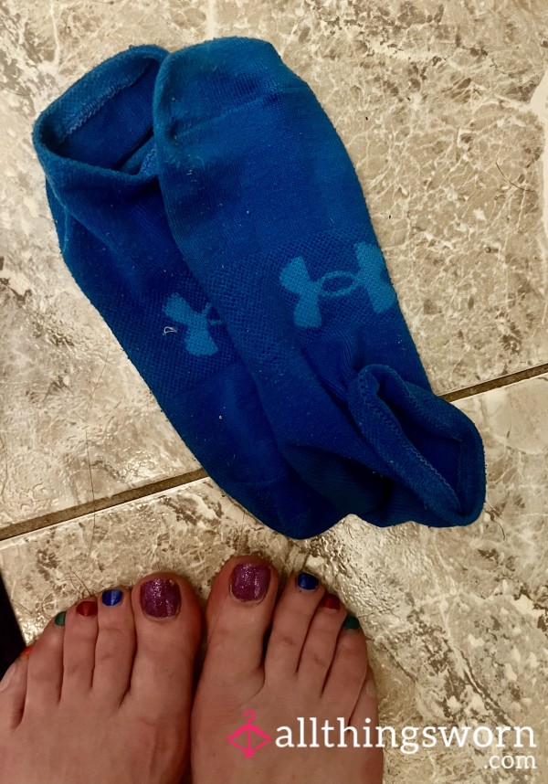 Humid Sweaty Ankle Socks