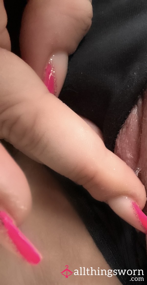 I Am So Wet Right Now 🤭🤭