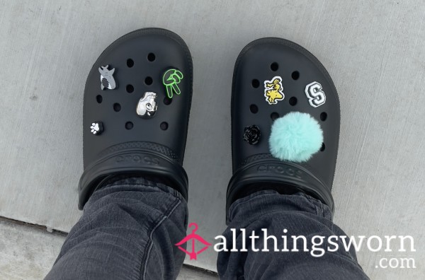 I Have Cute Feet!!