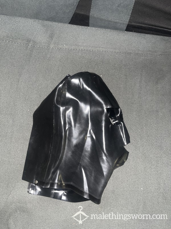 I Have This Latex Hood Will Wear Up To 24 Hours Can Negotiate Price