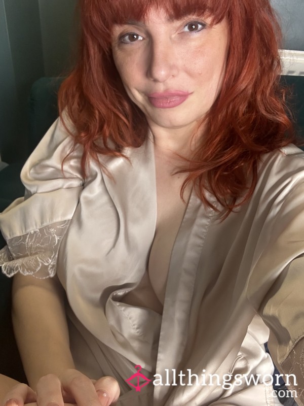 I’m Feeling Like I Want To Give An Amazing Boyfriend Experience Tonight. Sensual, Person, S**y.