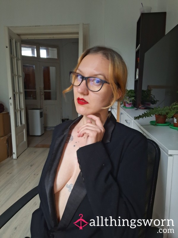 I'm Here To Listen To You