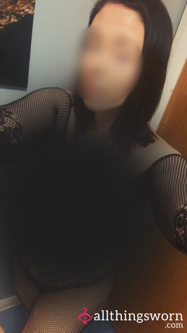 I’m Wearing A Fish Net Bodysuit With Instant Access 😈