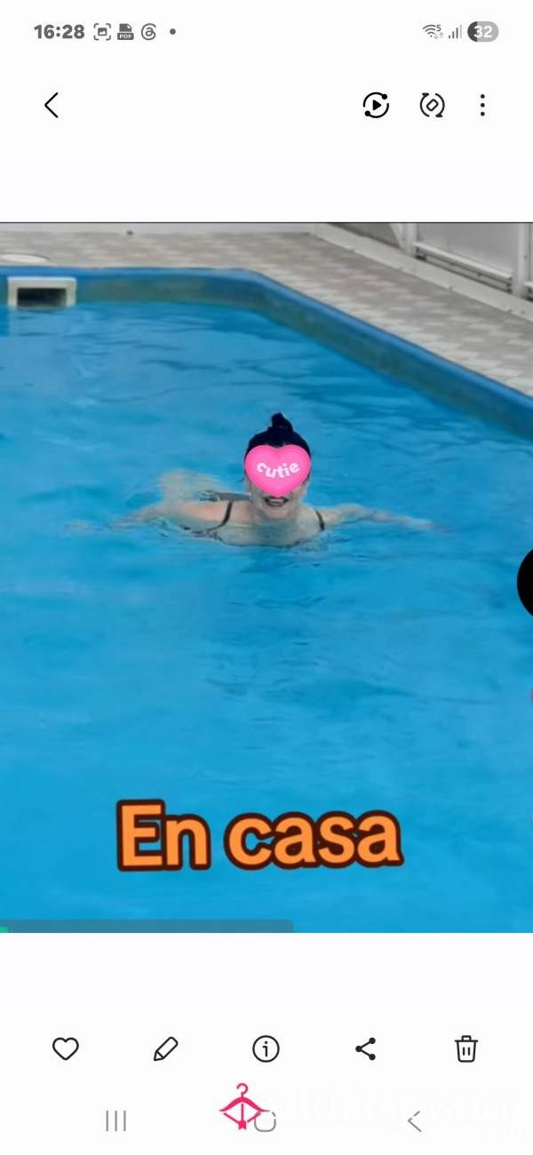 In The Swimming P**l.💦🧢💧