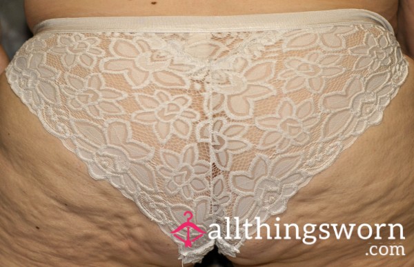 Indulge In TarheelMILF's Enchanting Chinese Laundry Lace Flor*l Hipster Panties: A Scent Of Desire!