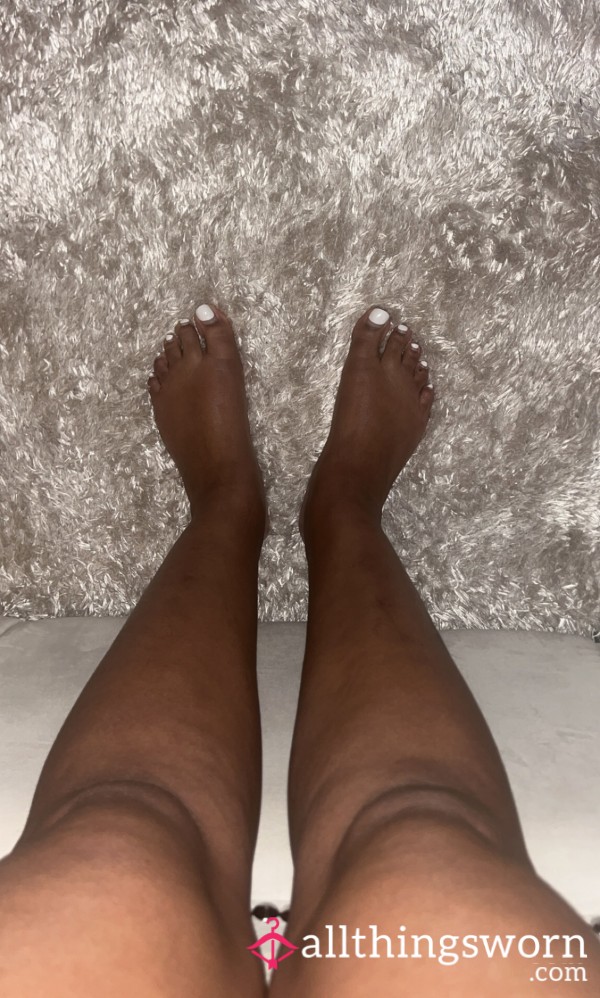 🎨 Inked & Arched: Long Leg POV 🦵