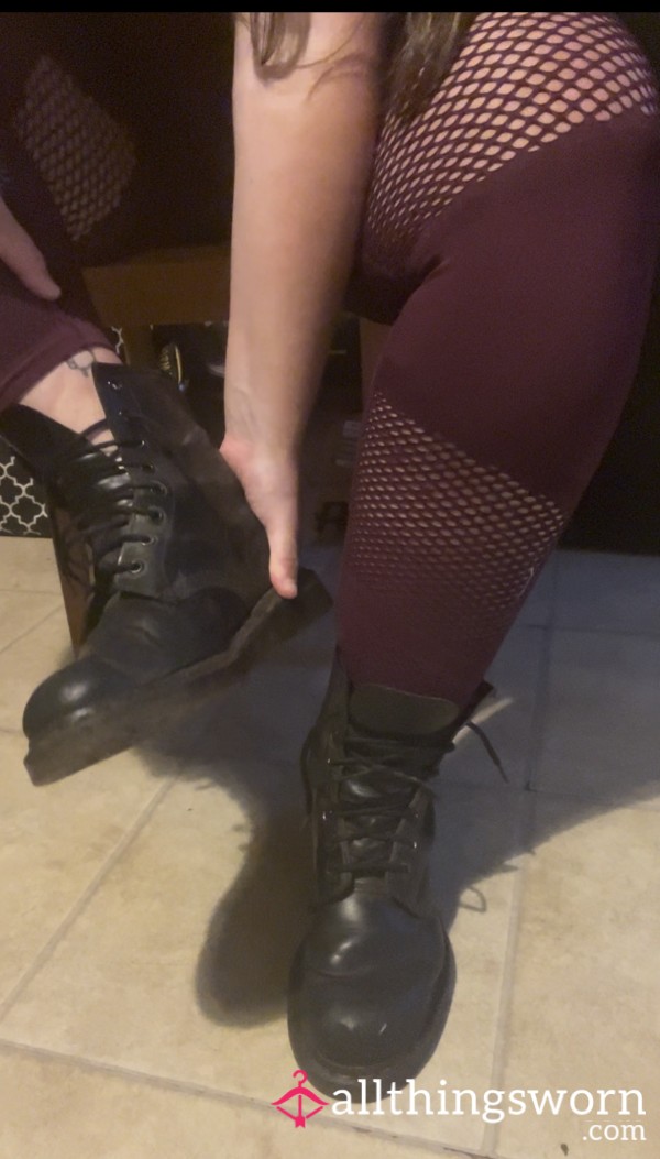 Instant Content – Dirty Sock & Boot Removal After A Rainy Day