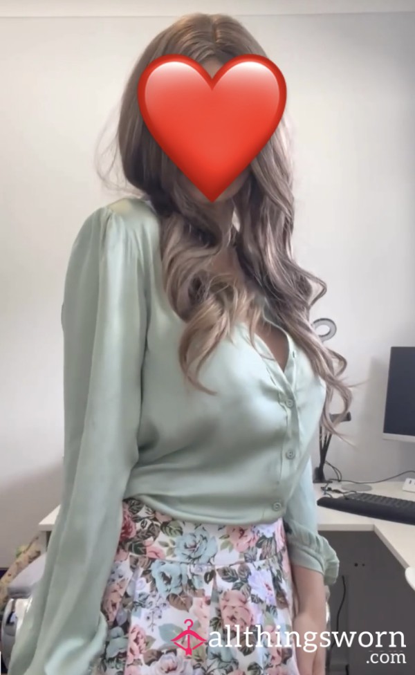 Instant Strip Tease & Pu**y Play - 3 Mins 30 Secs