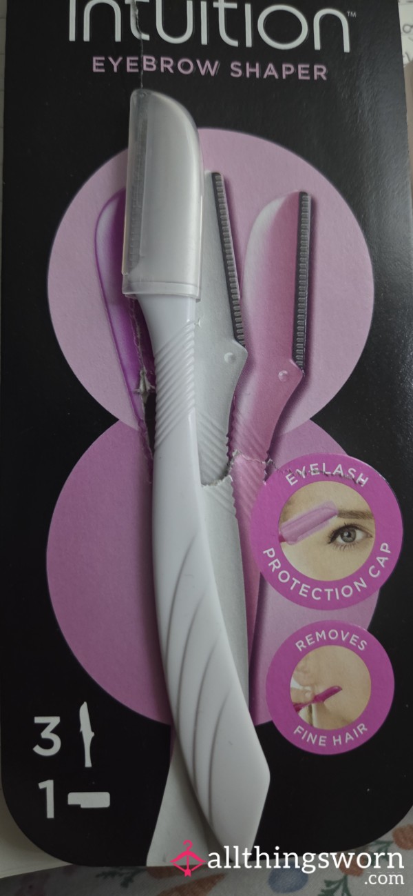 Intuition Eyebrow Shaper