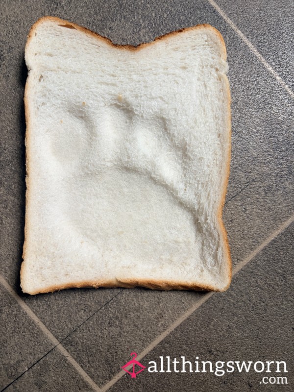 Isabella’s Yummy Foot Bread 🍞