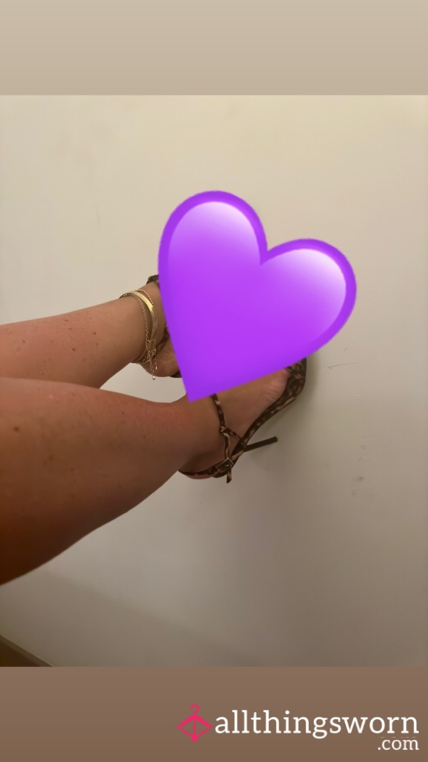 🦶🏻🦶🏻