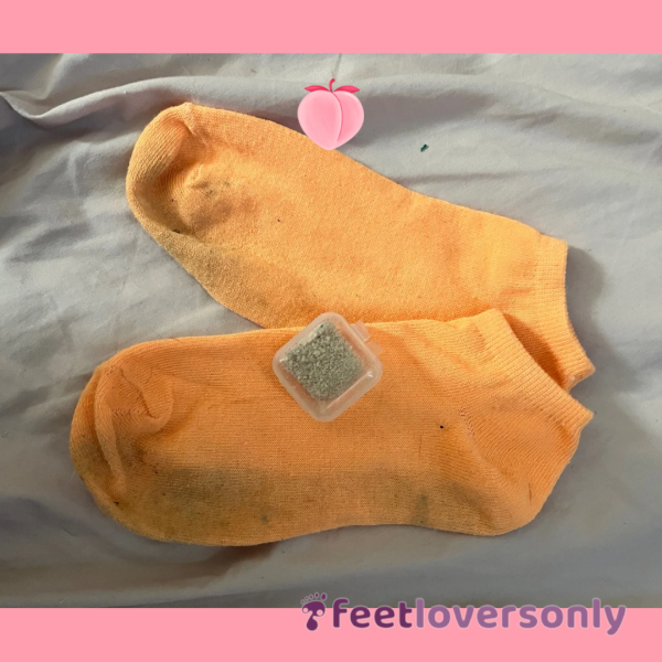 𝑭𝑶𝑶𝑻 𝑫𝑼𝑺𝑻 & 𝑨𝑵𝑲𝑳𝑬 𝑺𝑶𝑪𝑲𝑺 72 𝐻𝑜𝑢𝑟 𝑊𝑒𝑎𝑟 𝑁𝑒𝑜𝑛 𝑂𝑟𝑎𝑛𝑔𝑒 𝑆𝑜𝑐𝑘𝑠 𝑤𝑖𝑡ℎ 𝑎 𝑇𝑢𝑏 𝑜𝑓 𝐹𝑜𝑜𝑡 𝐷𝑢𝑠𝑡