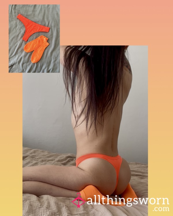 🧡 It's A Neon Set! Panties And Socks In Neon Orange