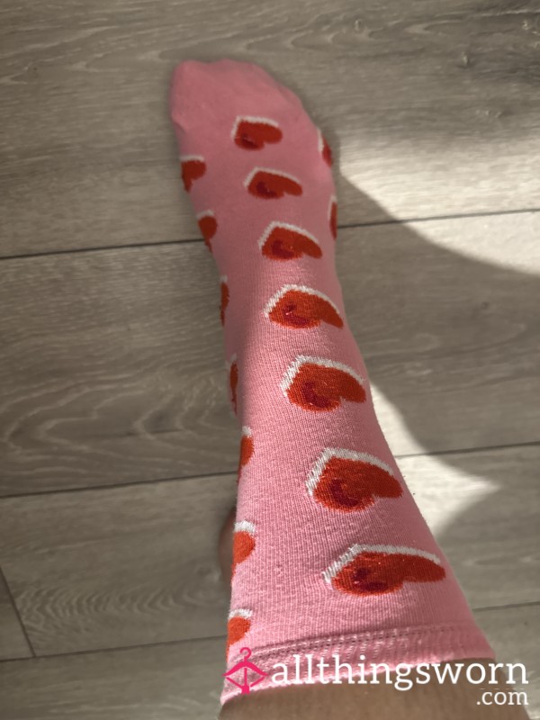 I’ve Been Told My Feet Are Gorgeous, Would You Like A Sneak Preview? The Full Reveal Is Imminent